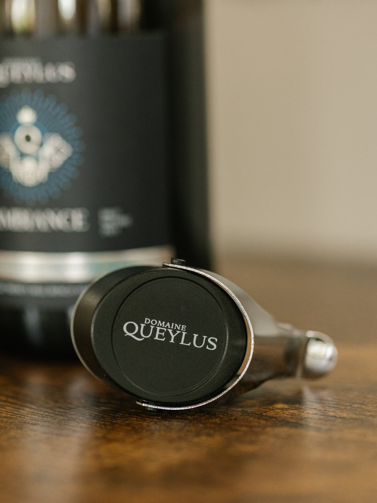 Queylus Branded Sparkling Stopper